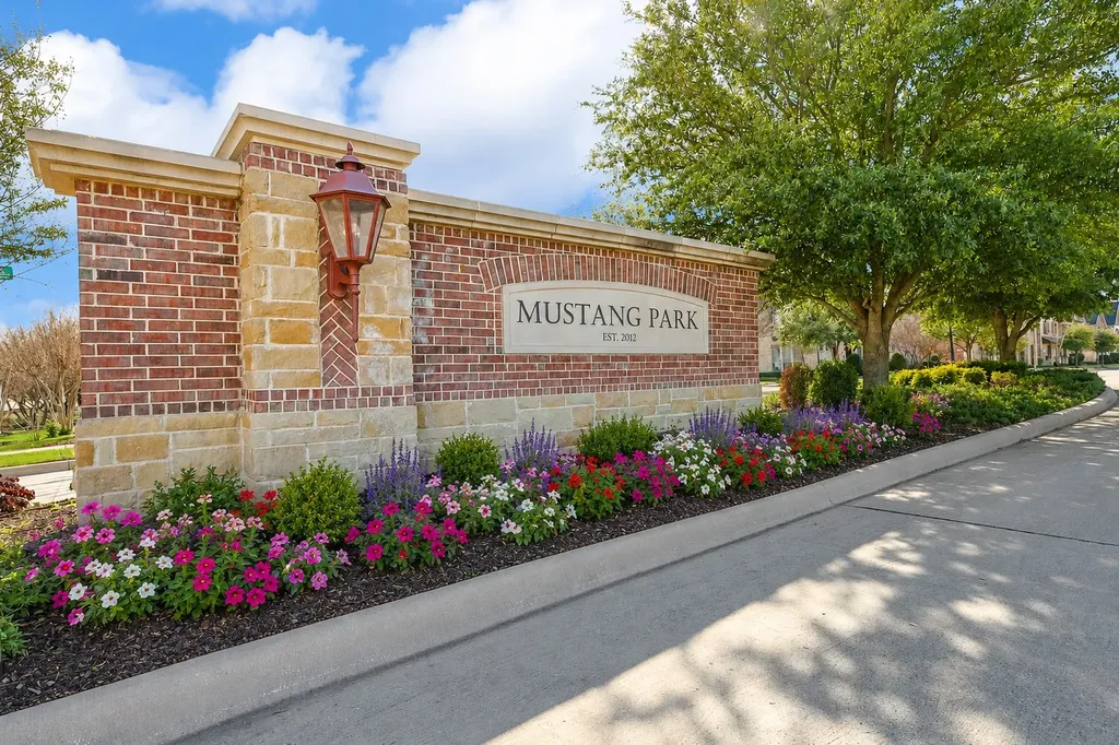 4646G Rhett Lane Carrollton TX 75010