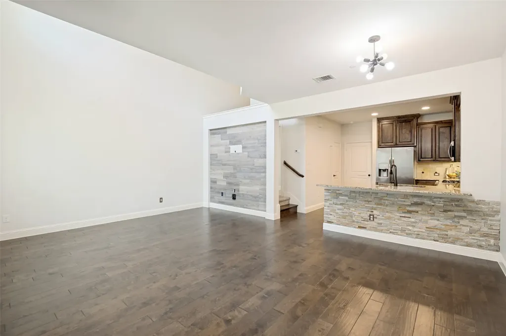 4646G Rhett Lane Carrollton TX 75010