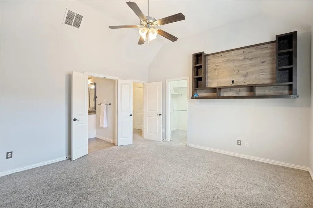 4646G Rhett Lane Carrollton TX 75010