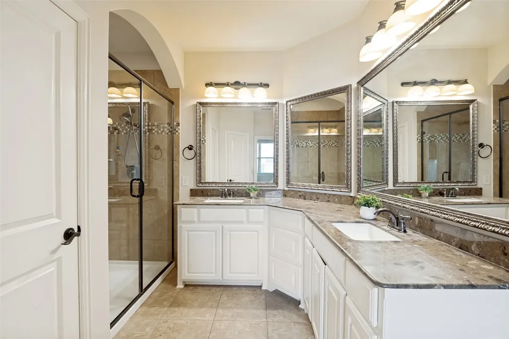 4646G Rhett Lane Carrollton TX 75010