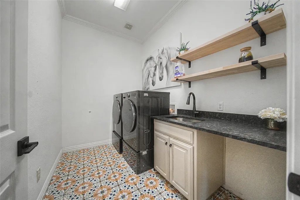 137 Silver Saddle Circle Weatherford TX 76087