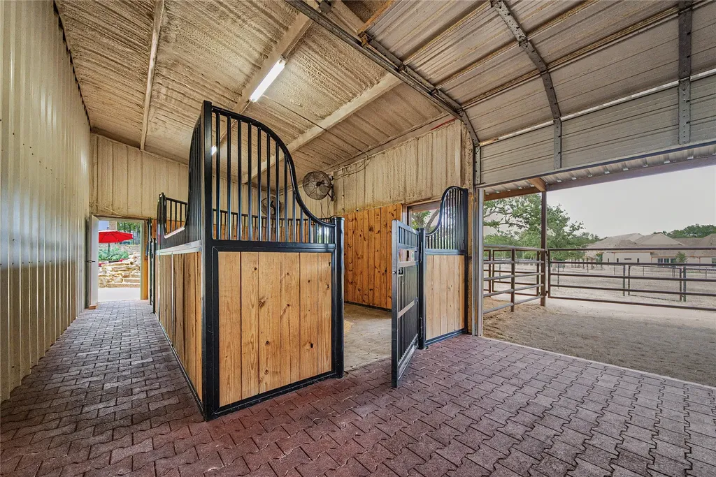 137 Silver Saddle Circle Weatherford TX 76087