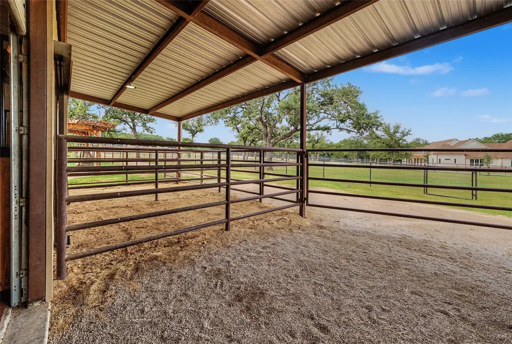 137 Silver Saddle Circle Weatherford TX 76087