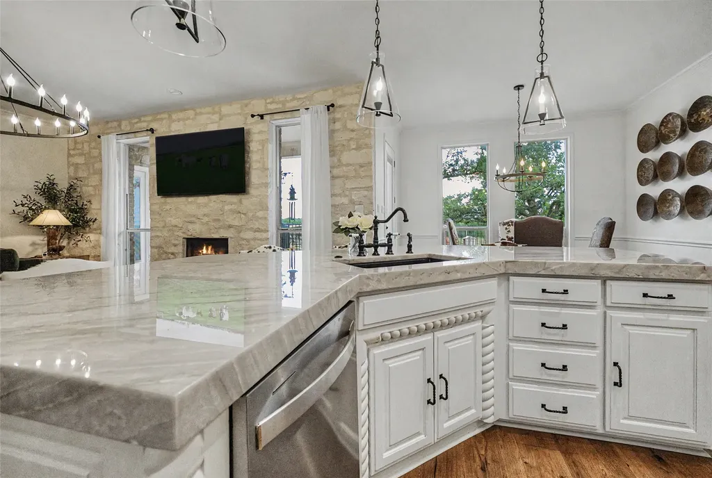 137 Silver Saddle Circle Weatherford TX 76087