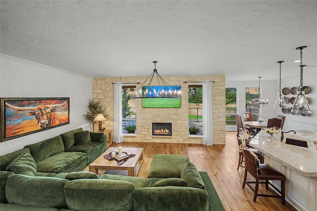 137 Silver Saddle Circle Weatherford TX 76087