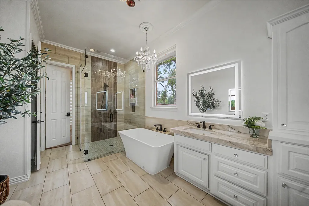 137 Silver Saddle Circle Weatherford TX 76087