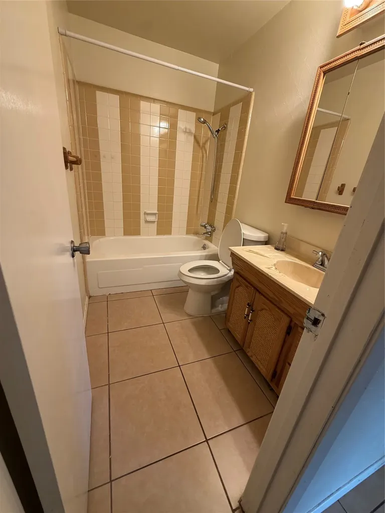 2821 Teakwood Drive Garland TX 75044