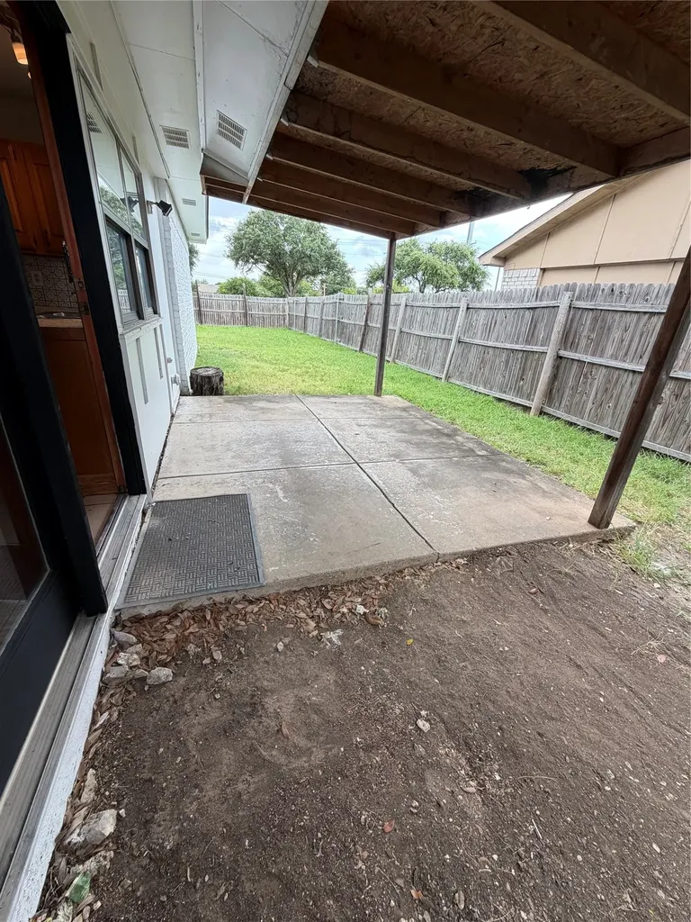 2821 Teakwood Drive Garland TX 75044