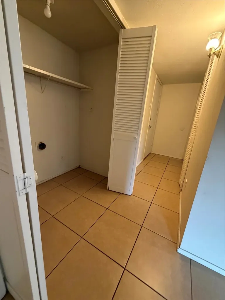 2821 Teakwood Drive Garland TX 75044