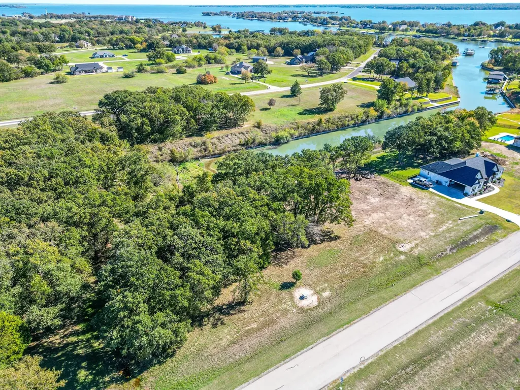 Lot 411 Sailboat Drive Corsicana TX 75109