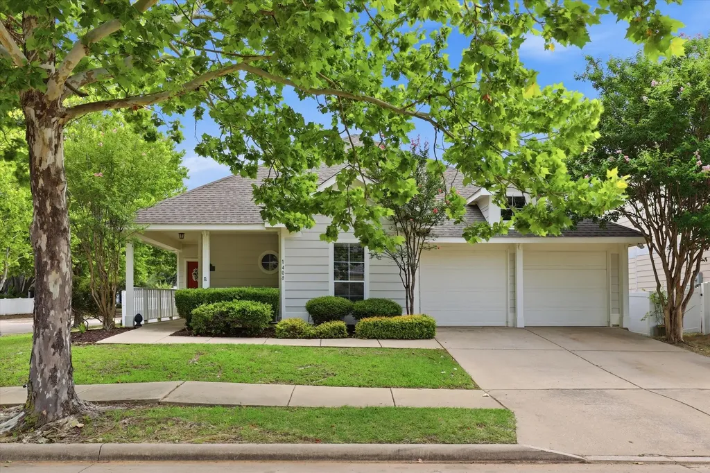 1408 Mountain Laurel Drive Savannah TX 76227