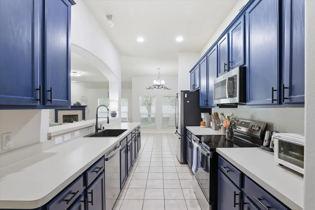 1408 Mountain Laurel Drive Savannah TX 76227