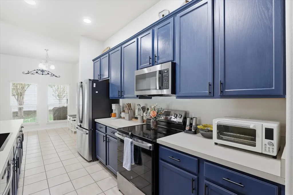 1408 Mountain Laurel Drive Savannah TX 76227