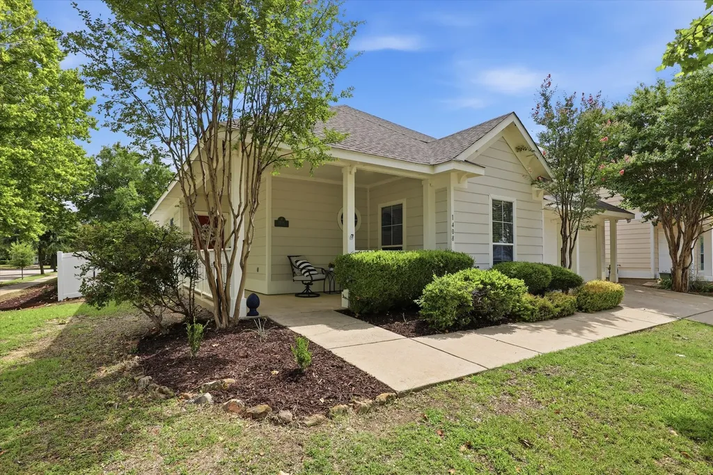 1408 Mountain Laurel Drive Savannah TX 76227