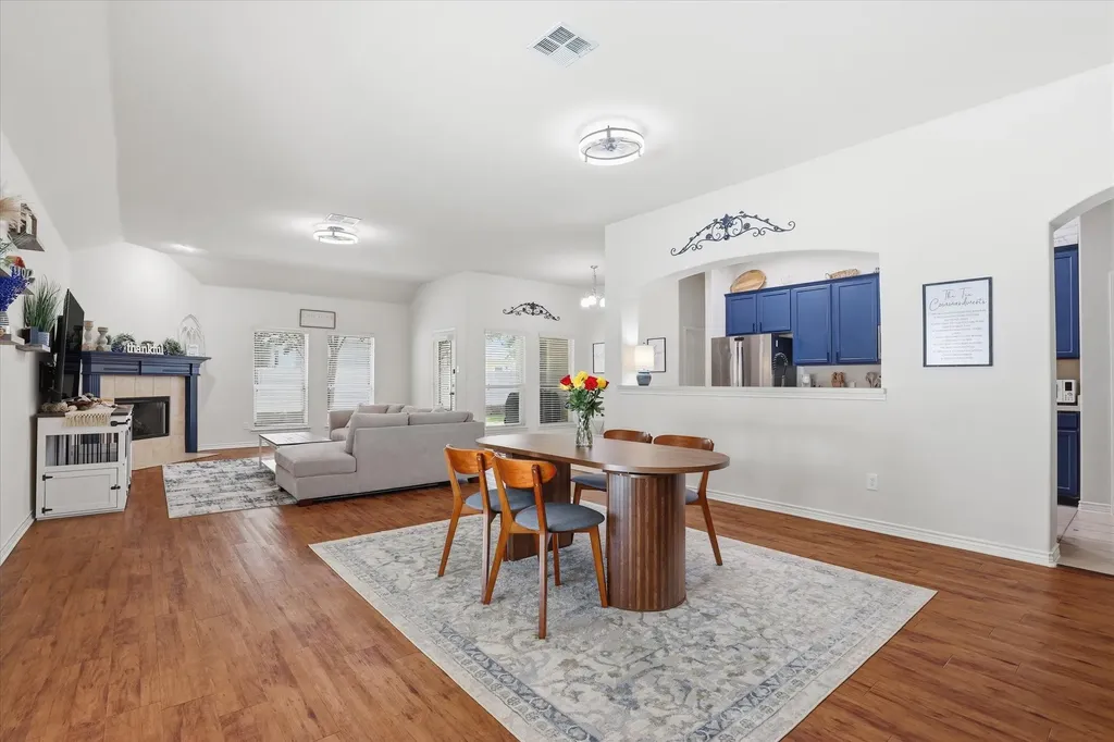 1408 Mountain Laurel Drive Savannah TX 76227