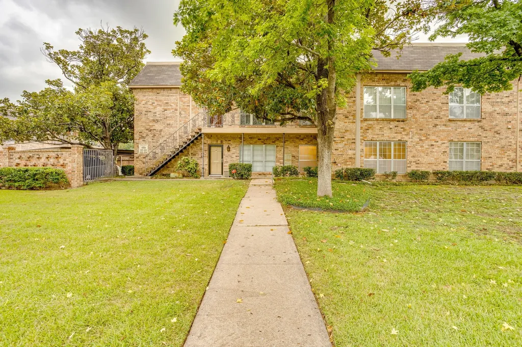 4403 S Bellaire Drive Fort Worth TX 76109