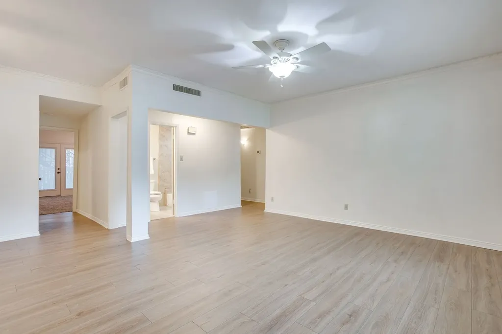 4403 S Bellaire Drive Fort Worth TX 76109