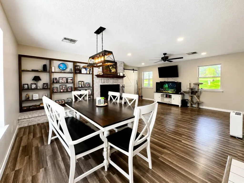 7761 Fm 2494 Athens TX 75751
