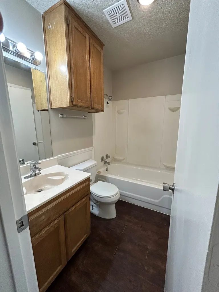 4916 Brianhill Drive Fort Worth TX 76135