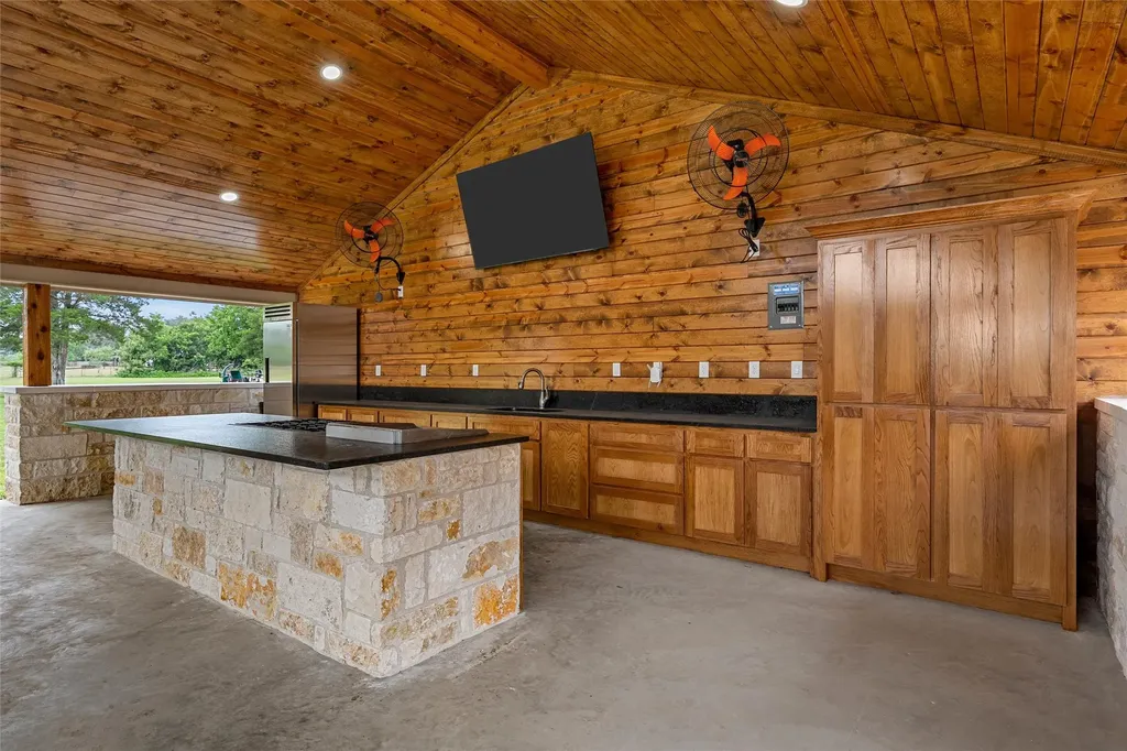 1117 Downsville Road Robinson TX 76706