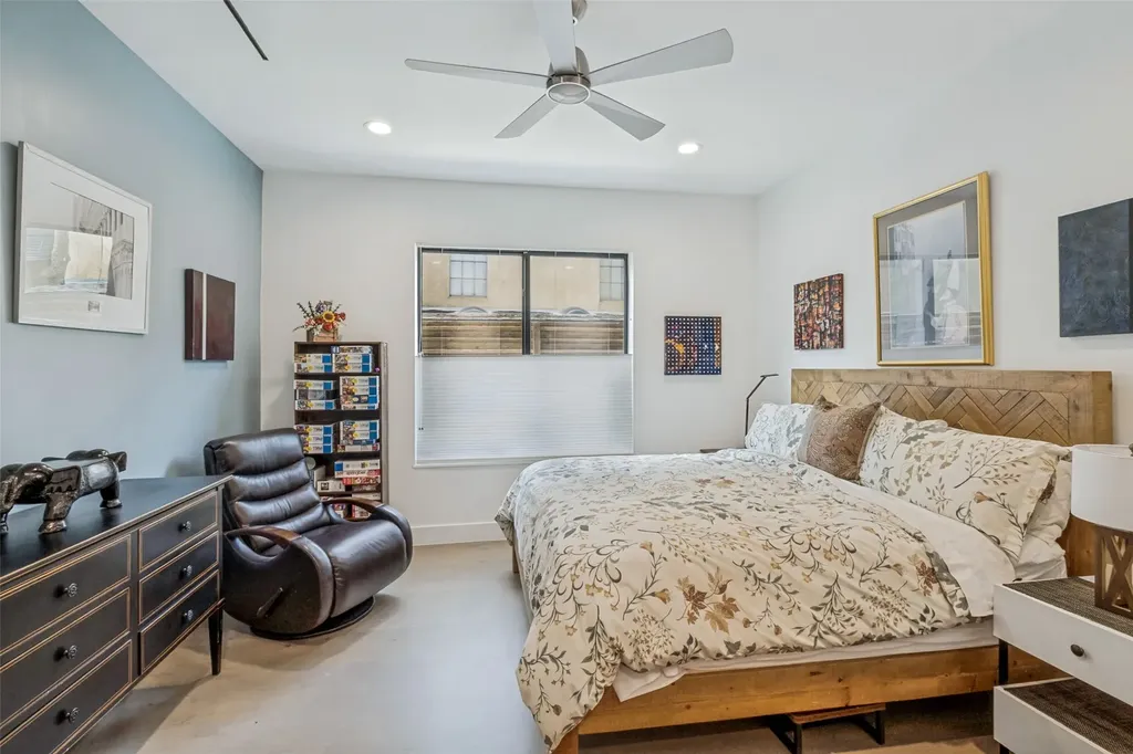 3923 Cole Avenue Dallas TX 75204