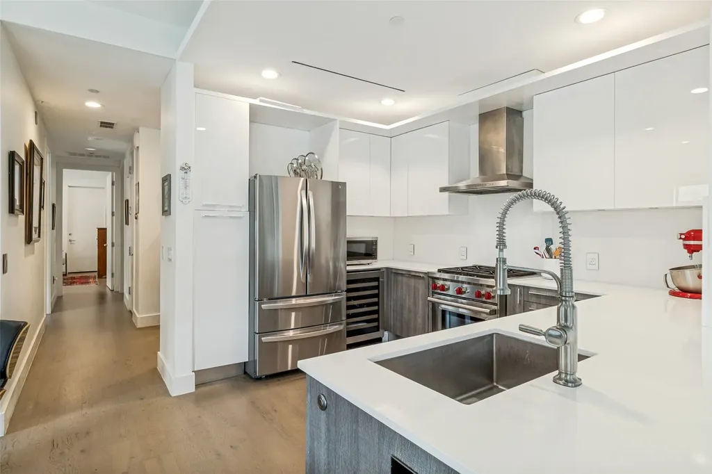 3923 Cole Avenue Dallas TX 75204