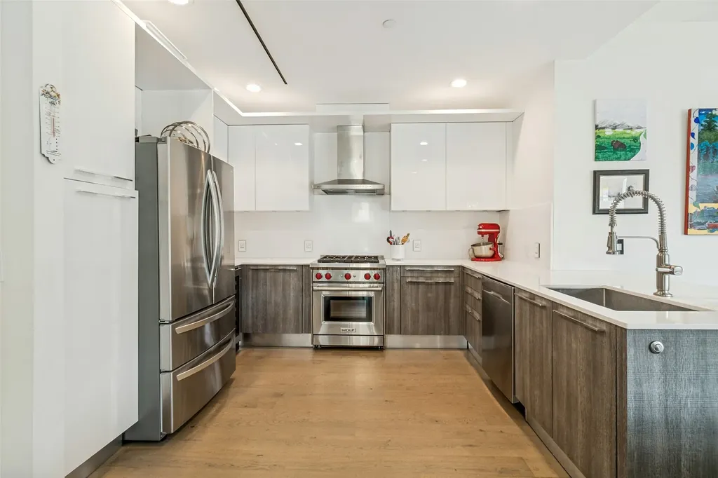3923 Cole Avenue Dallas TX 75204
