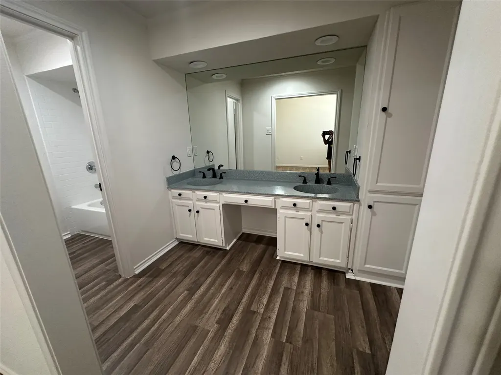 3231 Elizabeth Street Dallas TX 75204