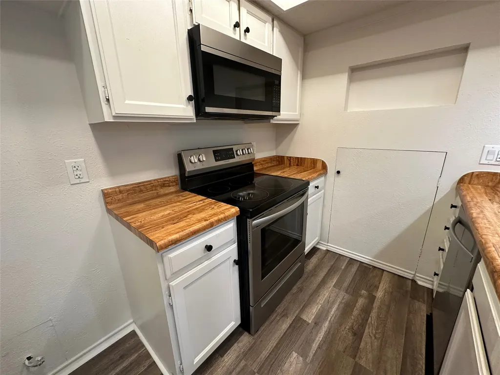 3231 Elizabeth Street Dallas TX 75204