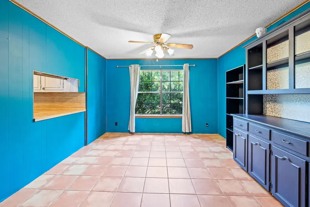 1006 Spring Street Longview TX 75604