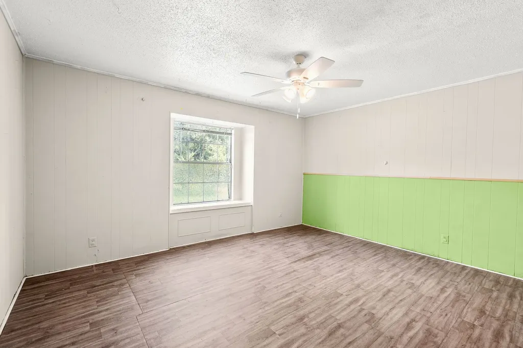1006 Spring Street Longview TX 75604