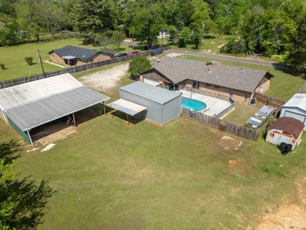 1006 Spring Street Longview TX 75604