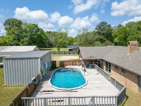 1006 Spring Street Longview TX 75604