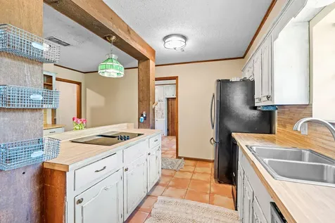 1006 Spring Street Longview TX 75604