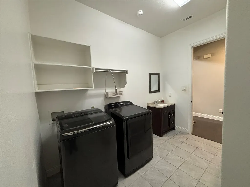 3421 Poinsettia Way Irving TX 75038