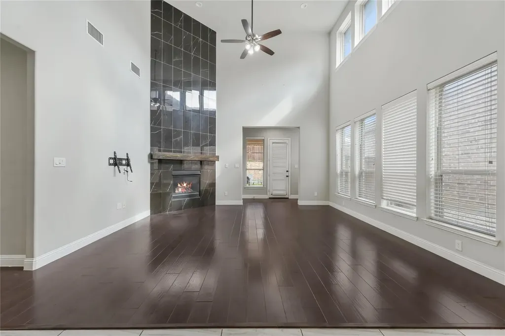 3421 Poinsettia Way Irving TX 75038