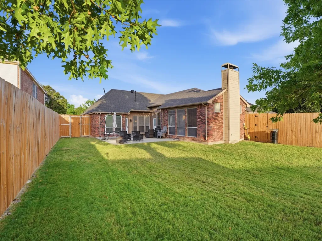 4011 Province Drive Carrollton TX 75007