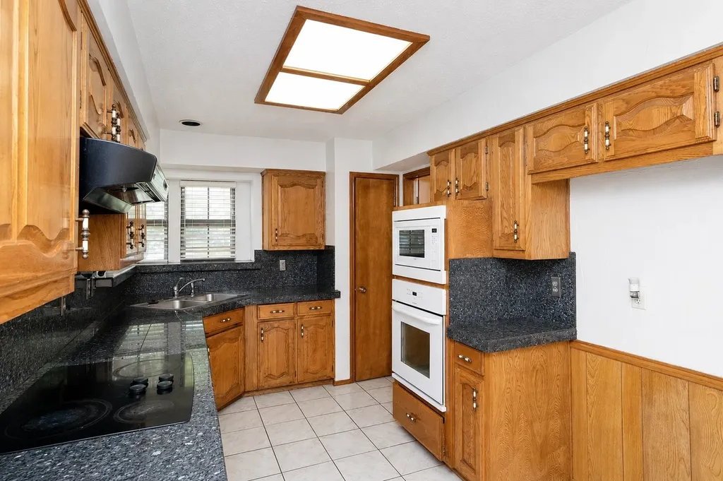 1508 Woodoak Drive Richardson TX 75082