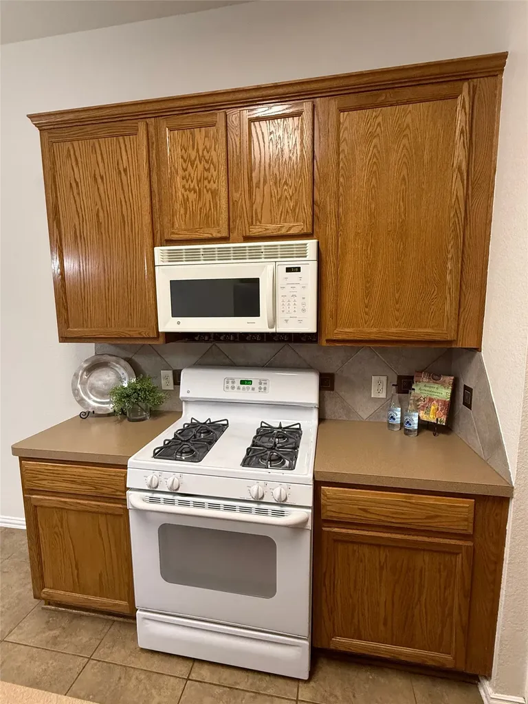 330 Granger Circle Argyle TX 76226