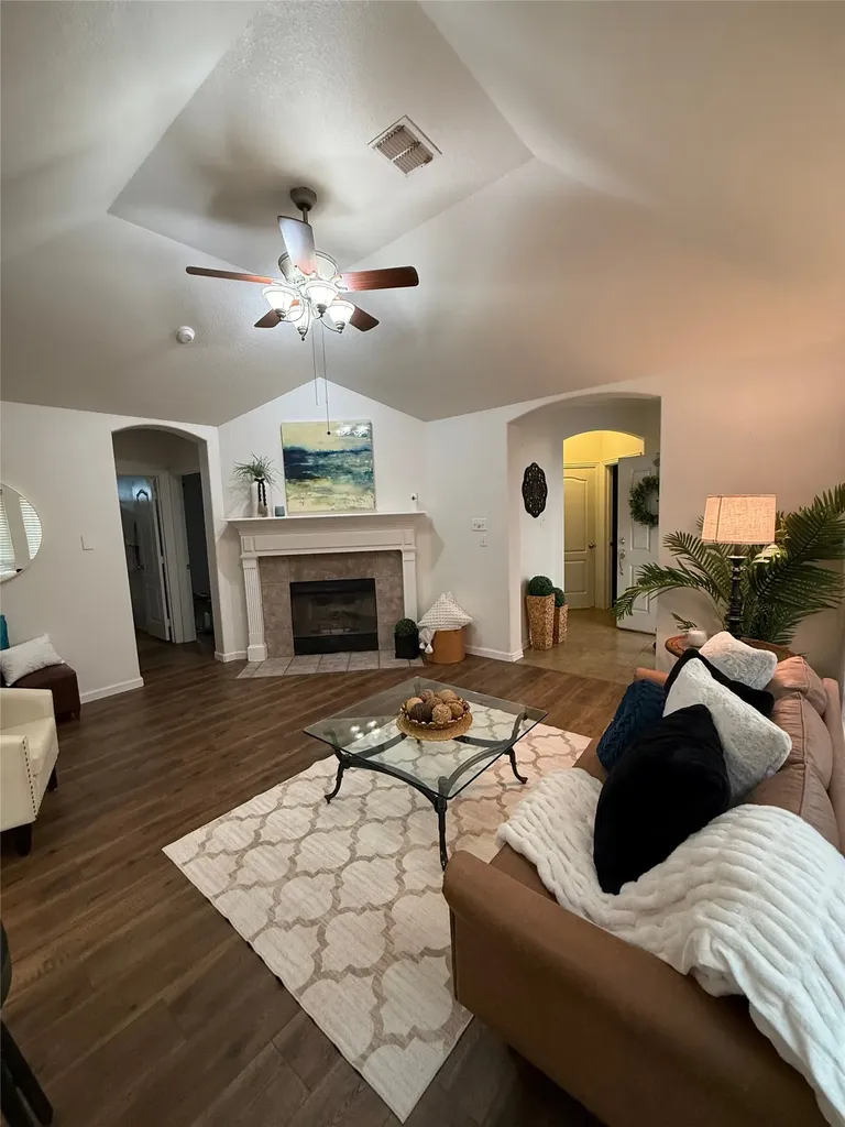 330 Granger Circle Argyle TX 76226