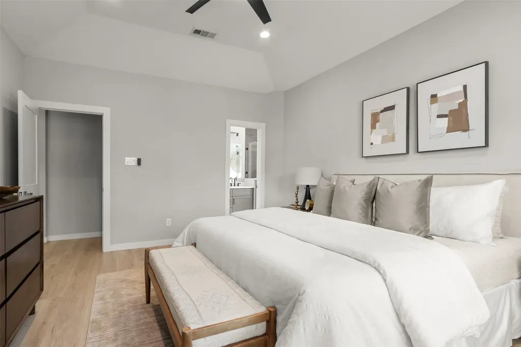 1108 Claude Street Dallas TX 75203