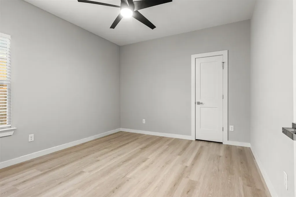 1108 Claude Street Dallas TX 75203