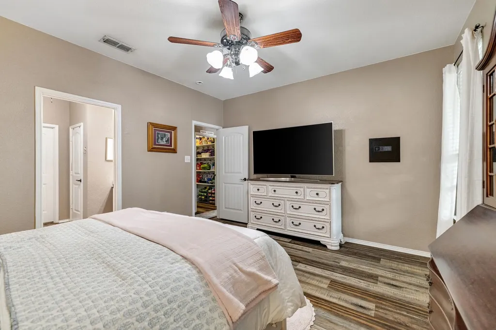 2008 Windsor Farms Drive Denton TX 76207