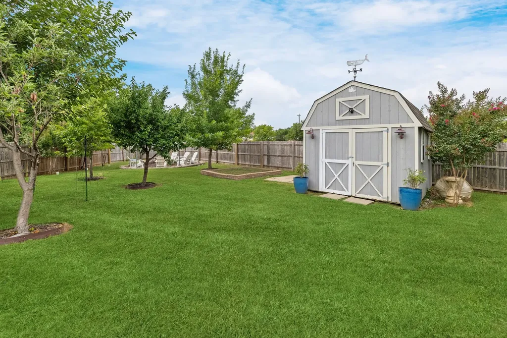 2008 Windsor Farms Drive Denton TX 76207