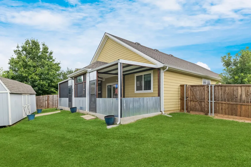 2008 Windsor Farms Drive Denton TX 76207