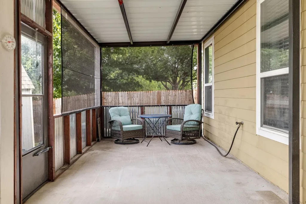 2008 Windsor Farms Drive Denton TX 76207