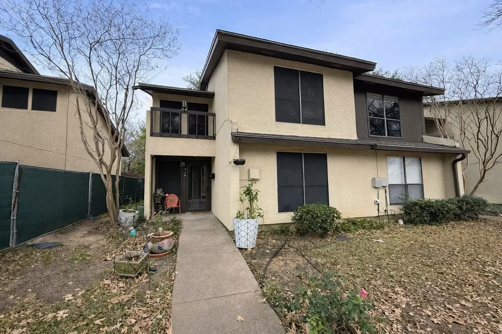 518 Campana Court Irving TX 75061