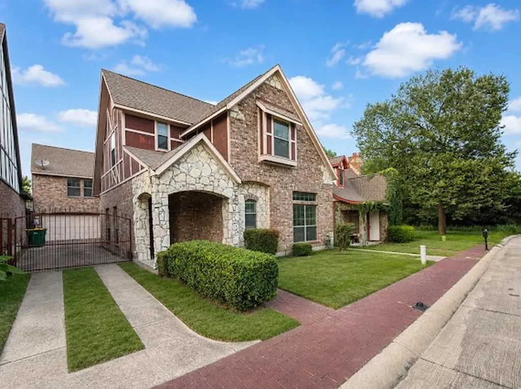 519 Rebecca Drive Cedar Hill TX 75104