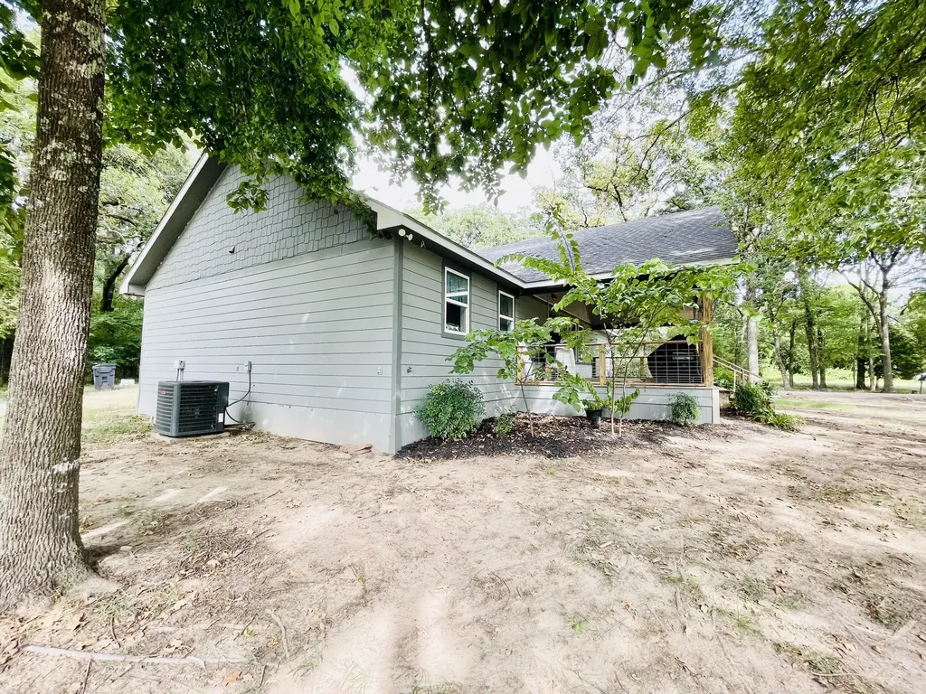 940 County Road 1858 Yantis TX 75497
