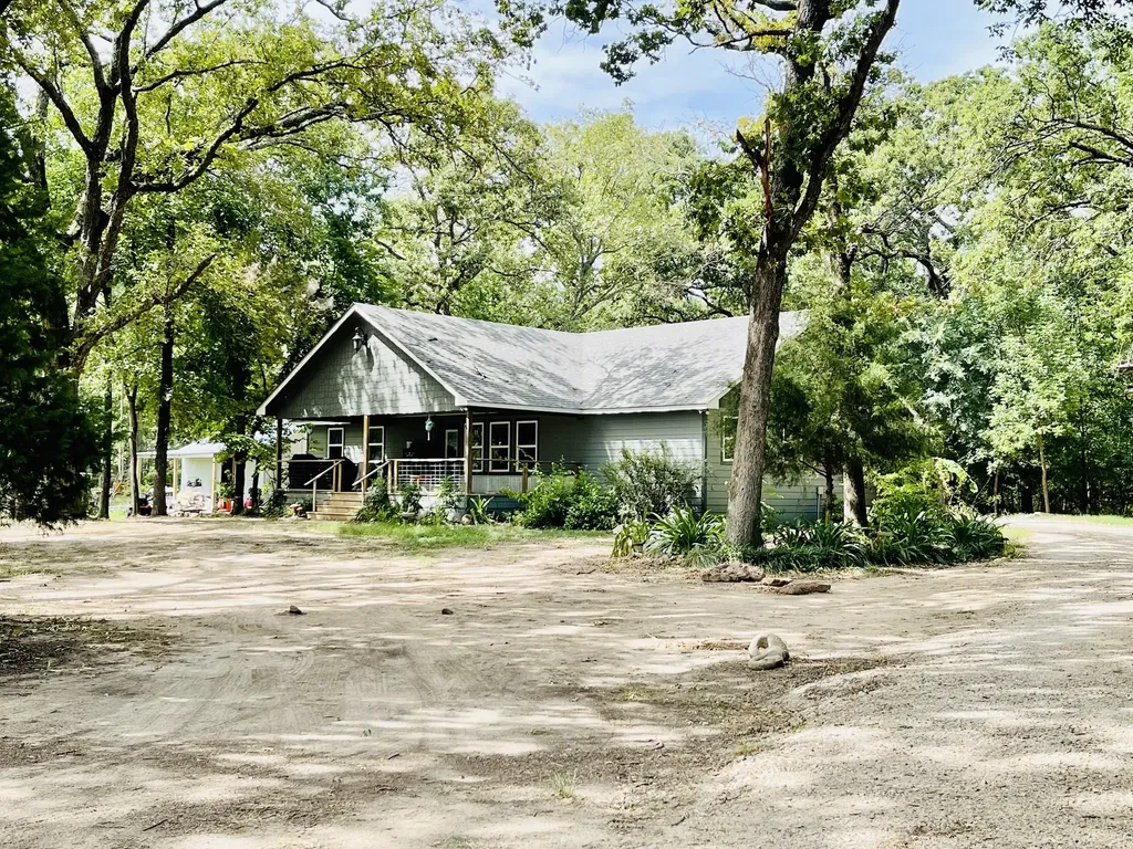 940 County Road 1858 Yantis TX 75497
